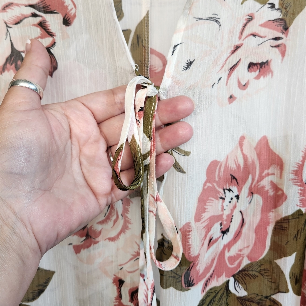 Band of Gypsies/ Tie Sleeve Kimono In Ivory Floral - Picture 5 of 8
